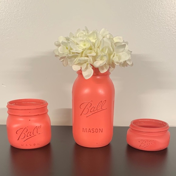 Other - ~BEAUTIFUL Set of 3 Mason Jars with Flowers~